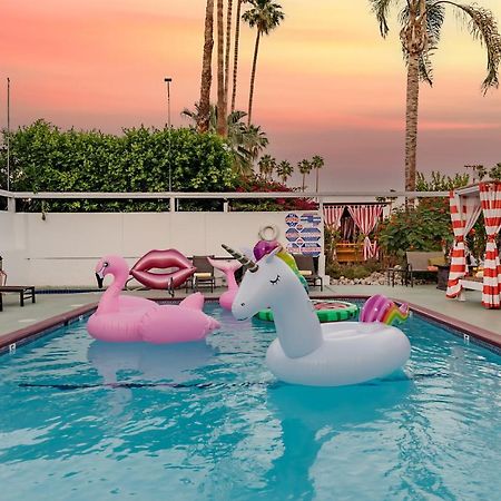 Float Palm Springs - Adults Only Hotel Bagian luar foto
