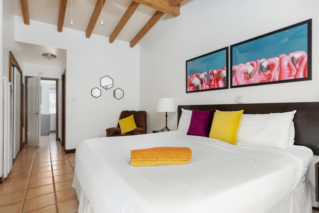 Float Palm Springs - Adults Only Hotel Bagian luar foto