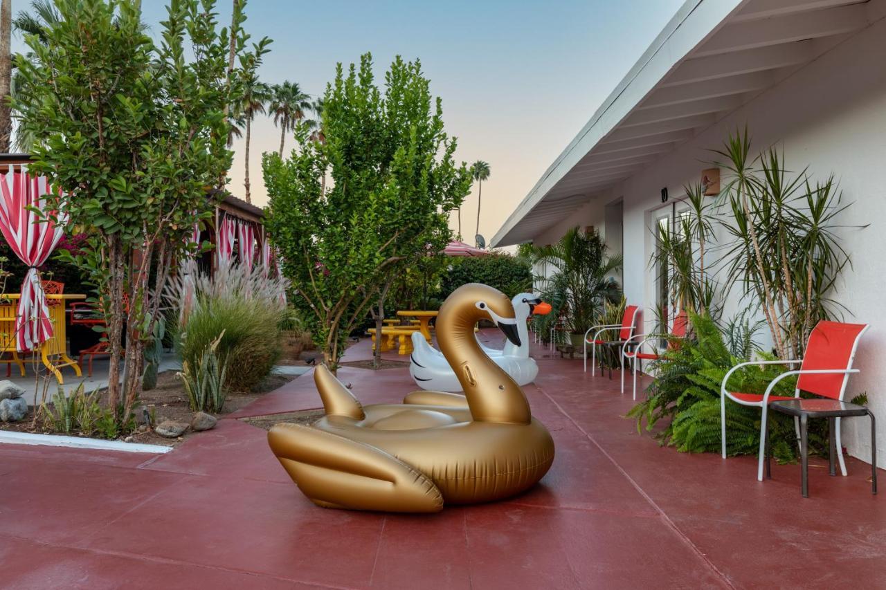 Float Palm Springs - Adults Only Hotel Bagian luar foto