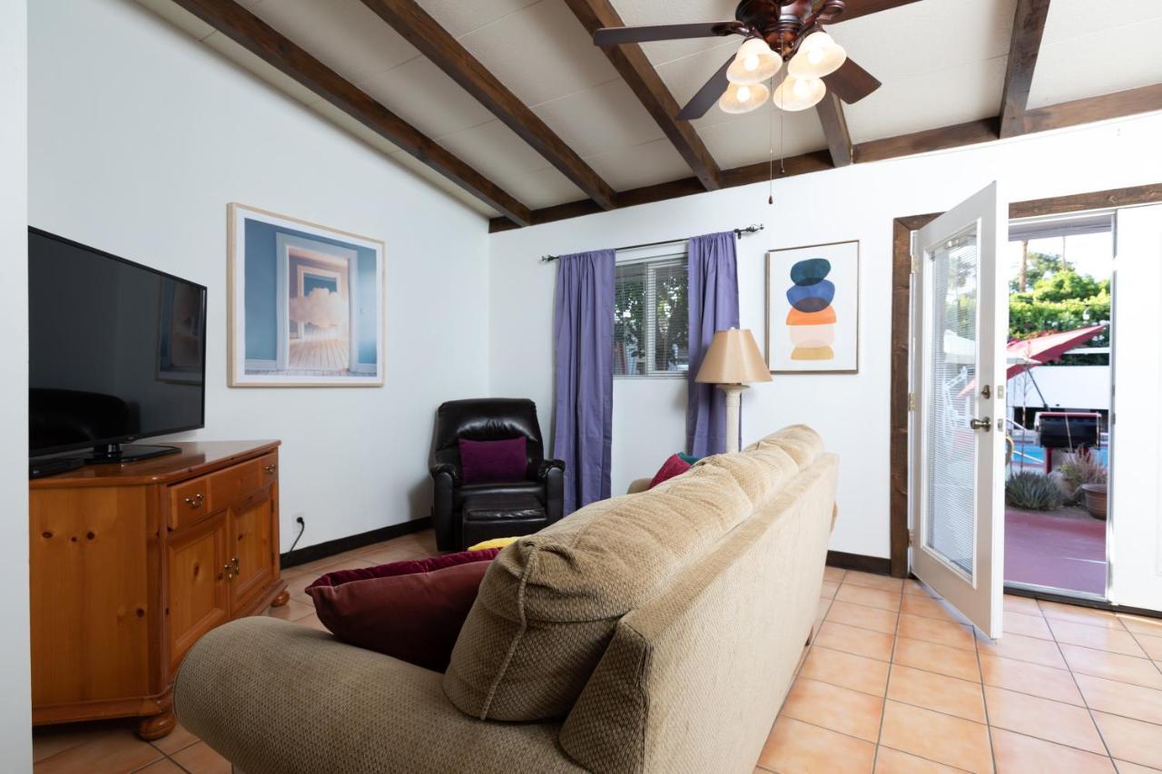 Float Palm Springs - Adults Only Hotel Bagian luar foto