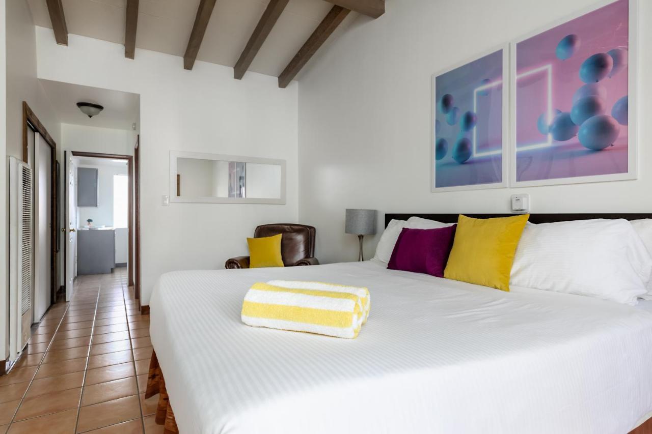 Float Palm Springs - Adults Only Hotel Bagian luar foto