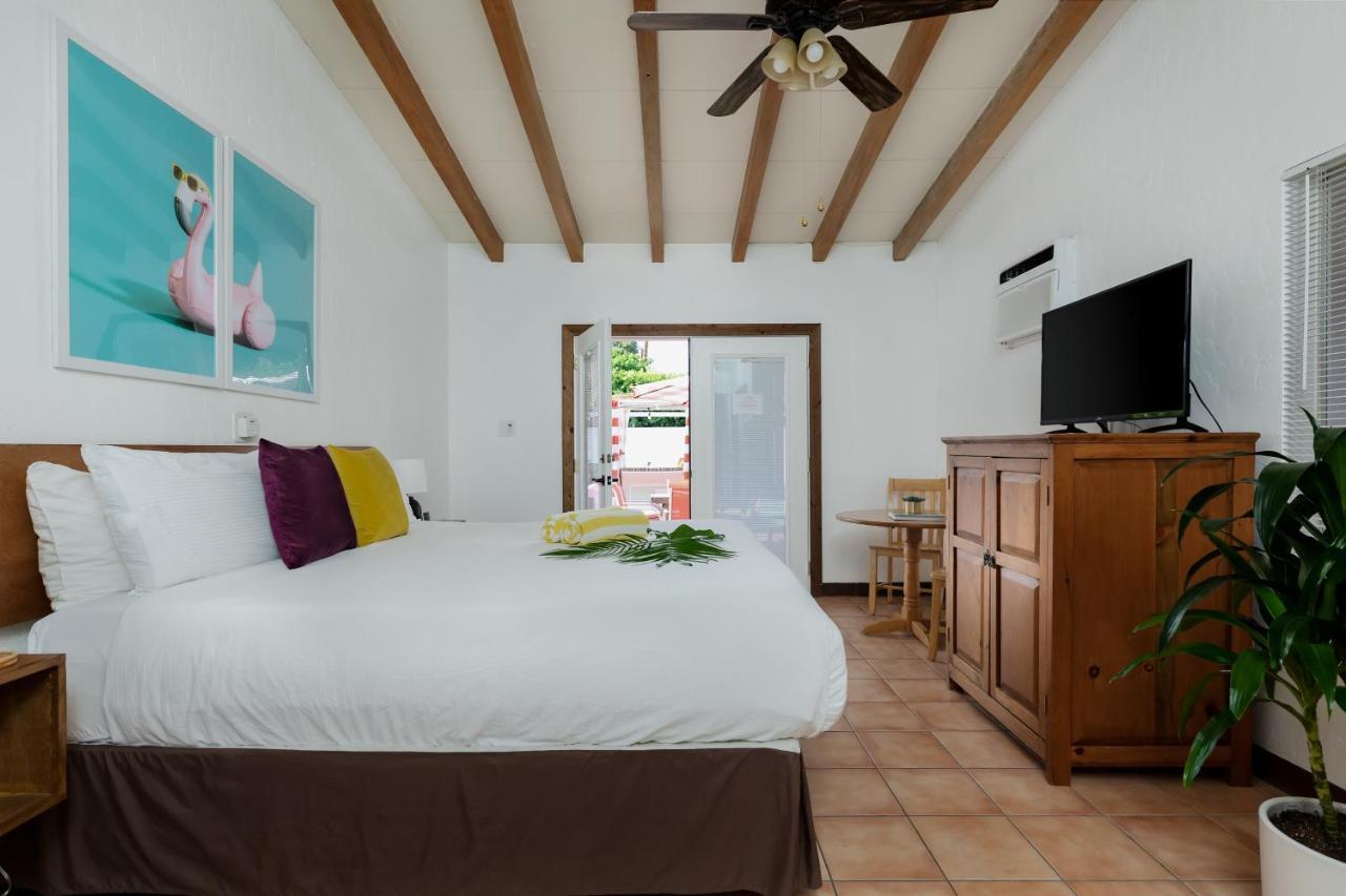 Float Palm Springs - Adults Only Hotel Bagian luar foto