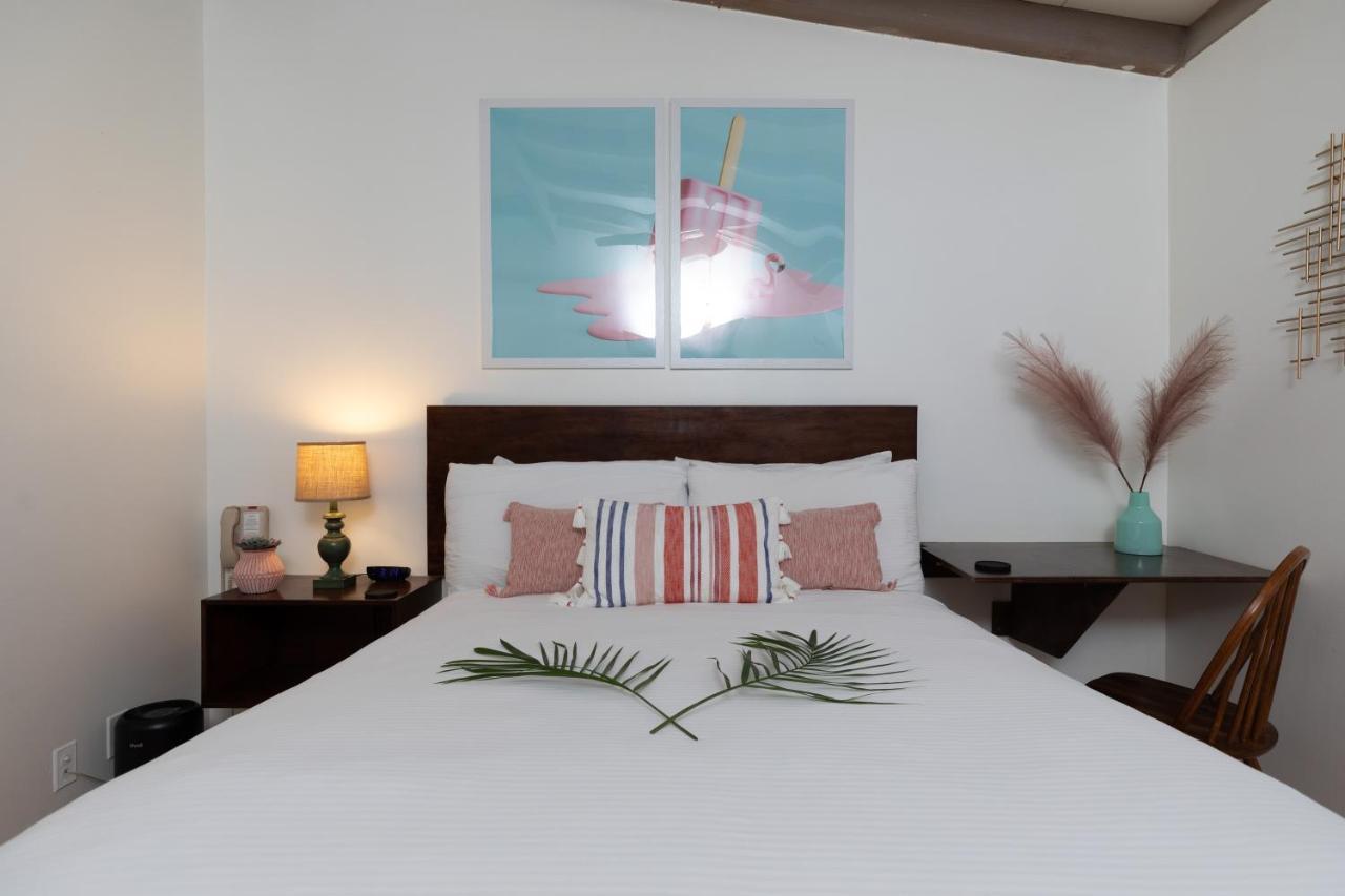 Float Palm Springs - Adults Only Hotel Bagian luar foto