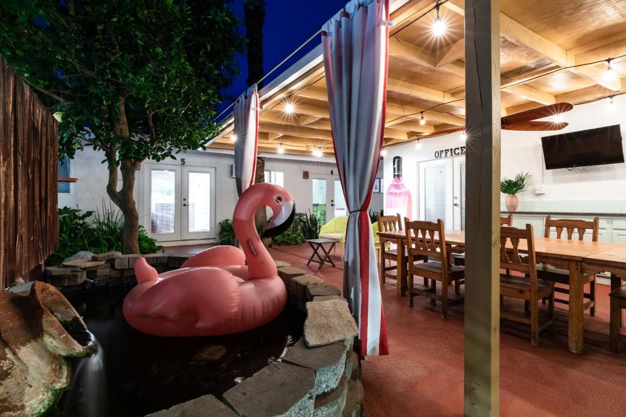 Float Palm Springs - Adults Only Hotel Bagian luar foto
